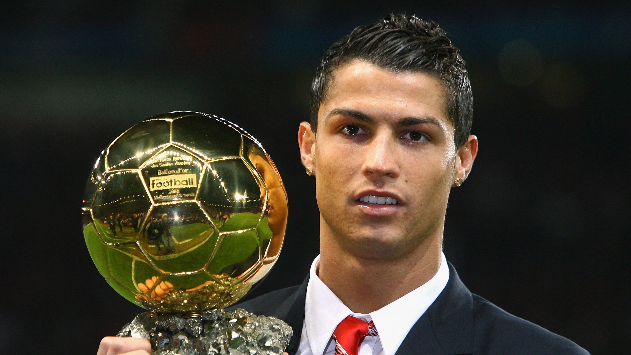 曼联宣布扩建青训基地引关注支持,曼联青训营叫什么名字